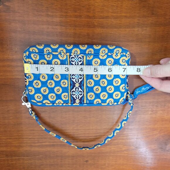 Vera Bradley Rivera Blue Zip Closing/Wristlet /Carryall Holder/ Wristlet. - Picture 5 of 14